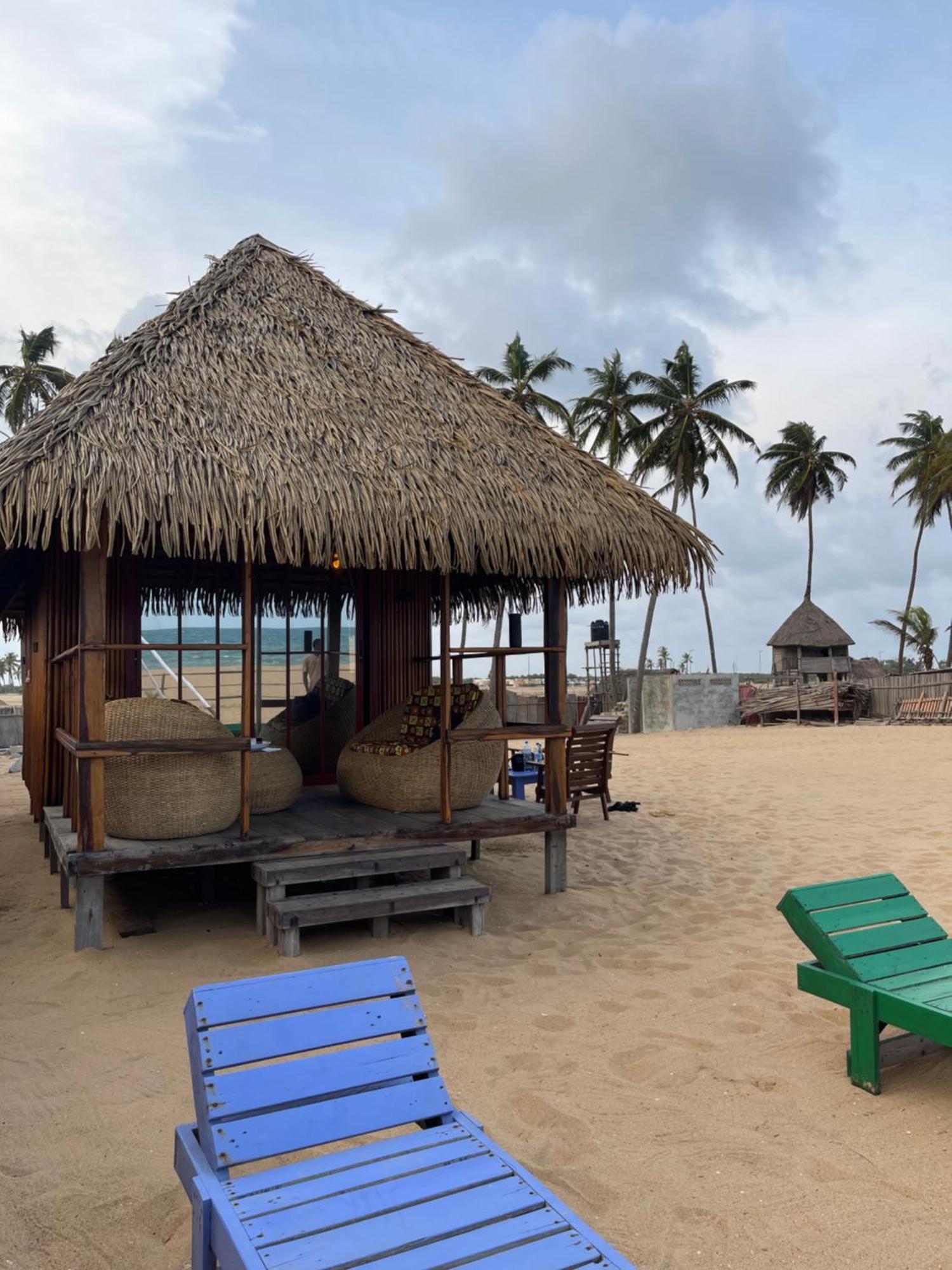 Tata Beach Hotel Cotonou Buitenkant foto